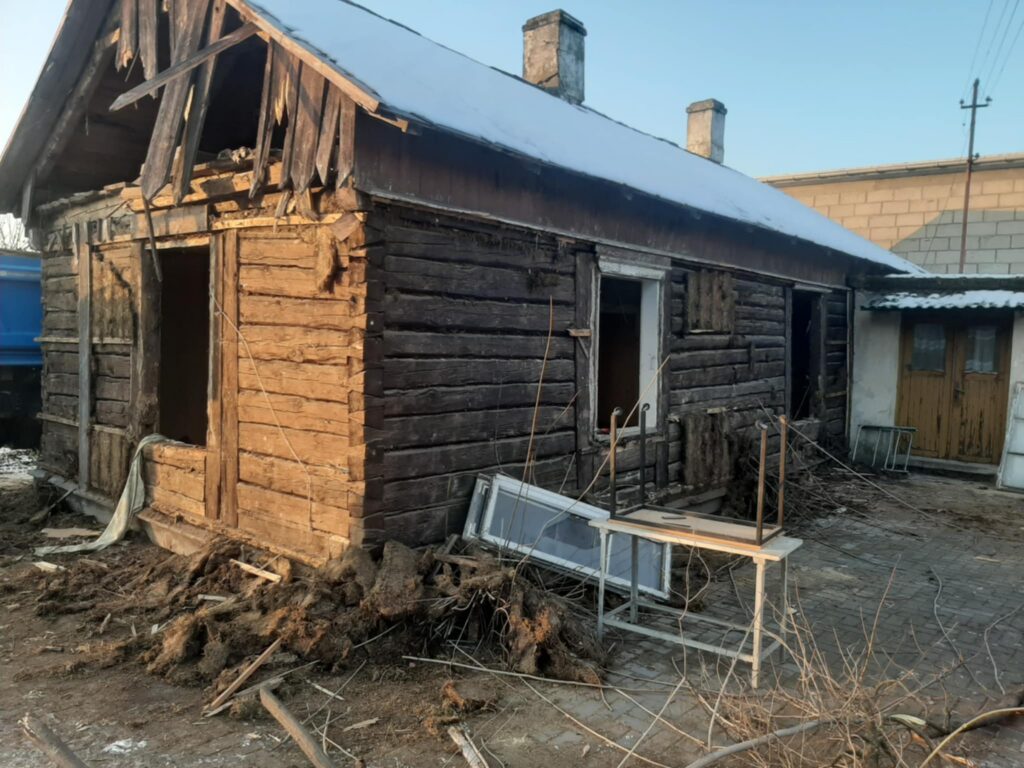 7bf37705 9144 494f 8038 d994b2e9bb5a