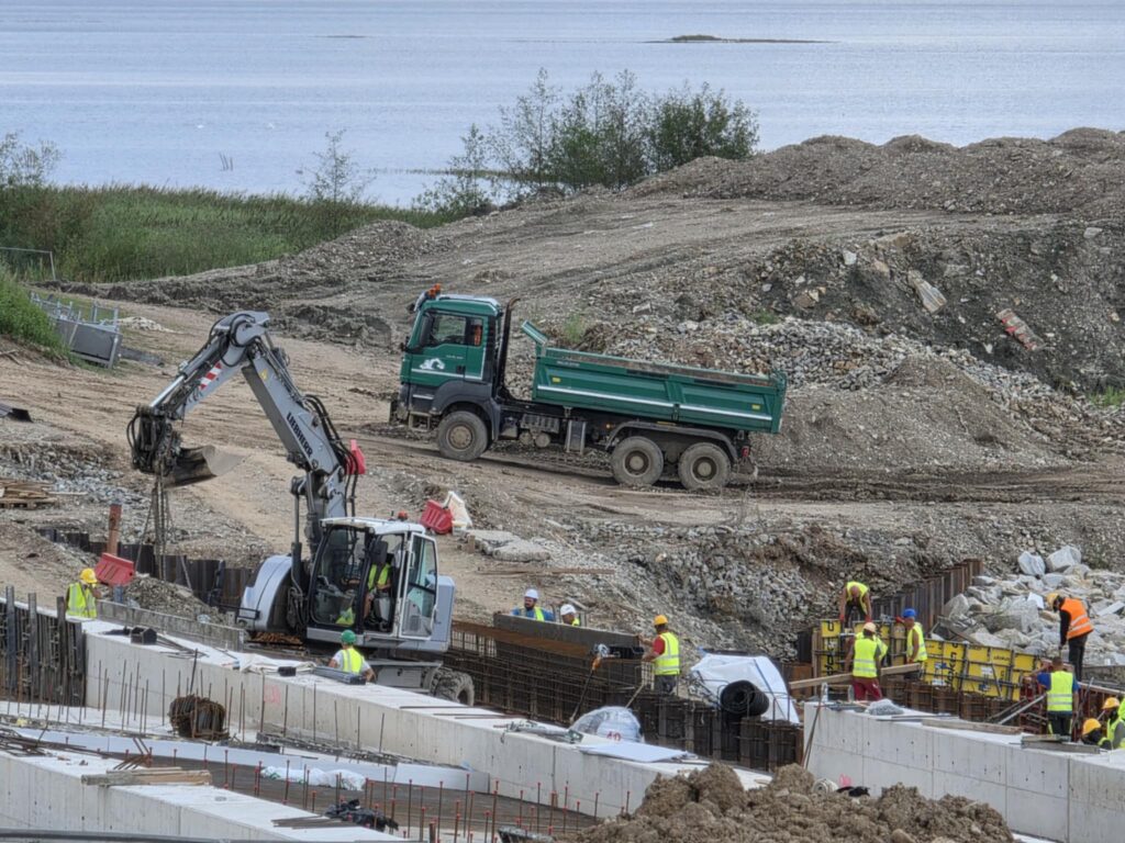 ab4a3a43 5108 4c38 b8a1 3f6841b27767