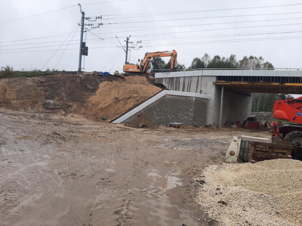 b0316fc8 4920 40dc 9123 05ee78f61e43